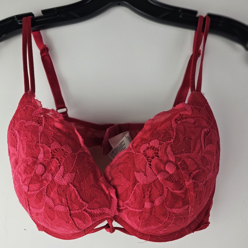 Victoria's‎ Secret Red Lace Bra 34D Underwire Lingerie Feminine Padded Plunge